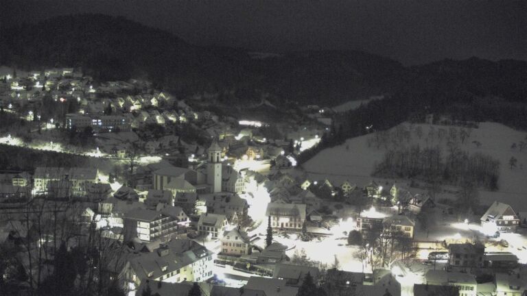 Dieses Bild zeigt eine Webcam-Aufnahme von Ottenhöfen, aufgenommen am Donnerstag, den 08.01.2026 um 04:30 Uhr