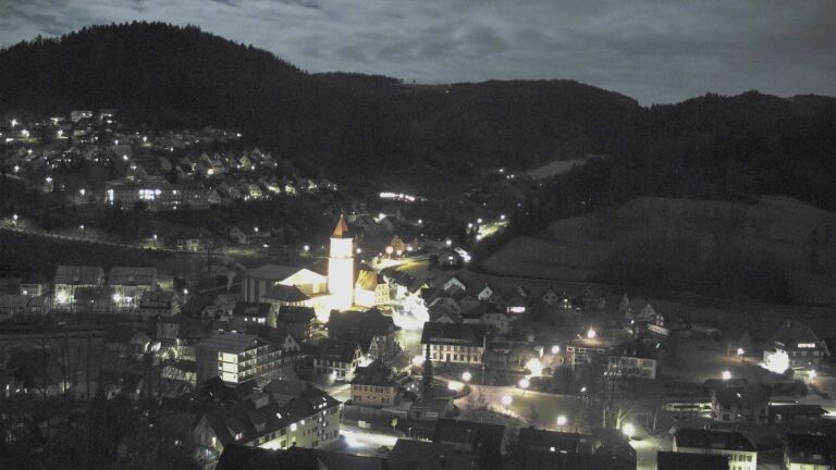 Dieses Bild zeigt eine Webcam-Aufnahme von Ottenhöfen, aufgenommen am Sonntag, den 01.02.2026 um 22:30 Uhr