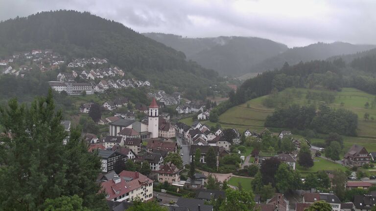 Dieses Bild zeigt eine Webcam-Aufnahme von Ottenhöfen, aufgenommen am Donnerstag, den 11.06.2026 um 08:40 Uhr