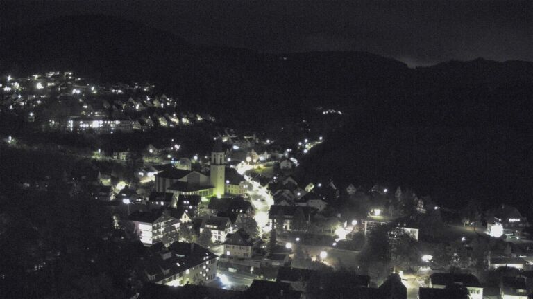 Dieses Bild zeigt eine Webcam-Aufnahme von Ottenhöfen, aufgenommen am Freitag, den 23.10.2026 um 20:30 Uhr