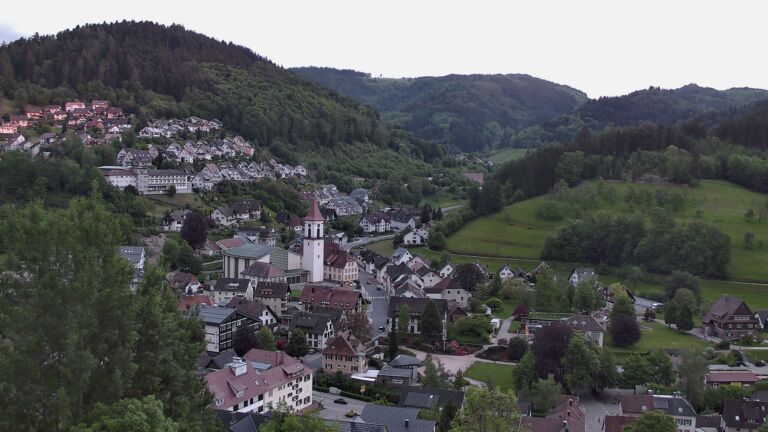 Dieses Bild zeigt eine Webcam-Aufnahme von Ottenhöfen, aufgenommen am Samstag, den 16.05.2026 um 20:40 Uhr