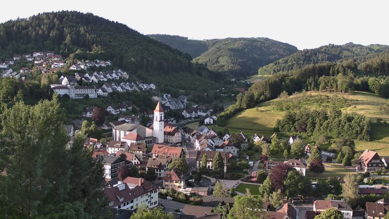 Dieses Bild zeigt eine Webcam-Aufnahme von Ottenhöfen, aufgenommen am Freitag, den 29.05.2026 um 06:50 Uhr