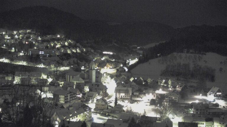 Dieses Bild zeigt eine Webcam-Aufnahme von Ottenhöfen, aufgenommen am Donnerstag, den 08.01.2026 um 01:00 Uhr