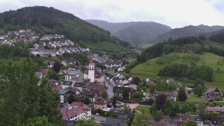 Dieses Bild zeigt eine Webcam-Aufnahme von Ottenhöfen, aufgenommen am Mittwoch, den 13.05.2026 um 20:00 Uhr