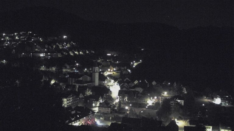 Dieses Bild zeigt eine Webcam-Aufnahme von Ottenhöfen, aufgenommen am Montag, den 05.10.2026 um 23:30 Uhr