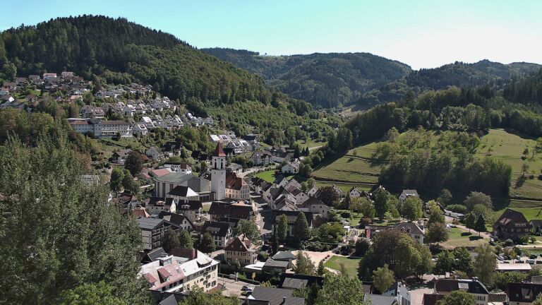 Dieses Bild zeigt eine Webcam-Aufnahme von Ottenhöfen, aufgenommen am Dienstag, den 15.09.2026 um 14:30 Uhr