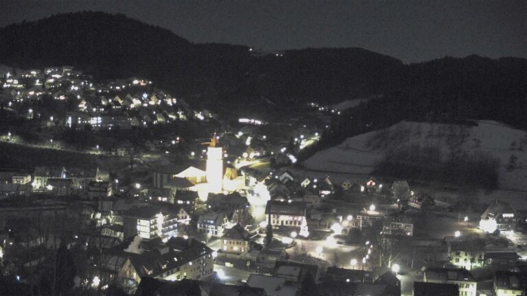 Dieses Bild zeigt eine Webcam-Aufnahme von Ottenhöfen, aufgenommen am Dienstag, den 30.12.2025 um 22:00 Uhr