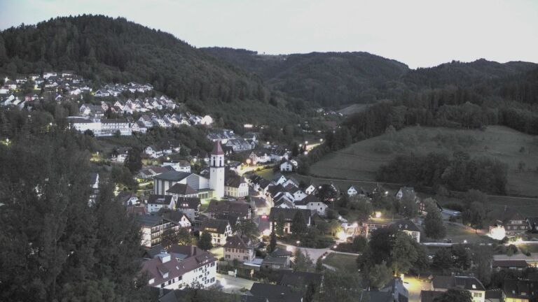 Dieses Bild zeigt eine Webcam-Aufnahme von Ottenhöfen, aufgenommen am Samstag, den 12.09.2026 um 20:20 Uhr