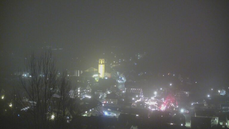 Dieses Bild zeigt eine Webcam-Aufnahme von Ottenhöfen, aufgenommen am Samstag, den 13.12.2025 um 17:50 Uhr