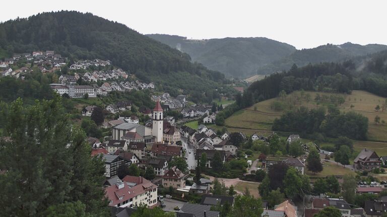 Dieses Bild zeigt eine Webcam-Aufnahme von Ottenhöfen, aufgenommen am Dienstag, den 14.07.2026 um 08:20 Uhr