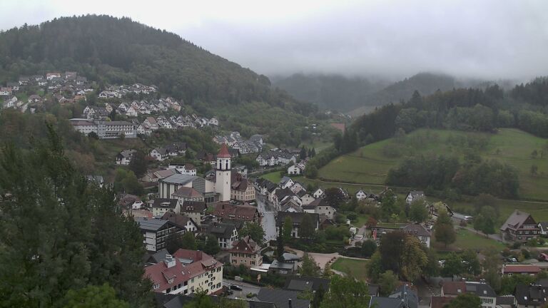 Dieses Bild zeigt eine Webcam-Aufnahme von Ottenhöfen, aufgenommen am Donnerstag, den 08.10.2026 um 10:40 Uhr