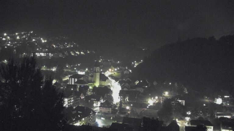 Dieses Bild zeigt eine Webcam-Aufnahme von Ottenhöfen, aufgenommen am Dienstag, den 13.10.2026 um 20:40 Uhr