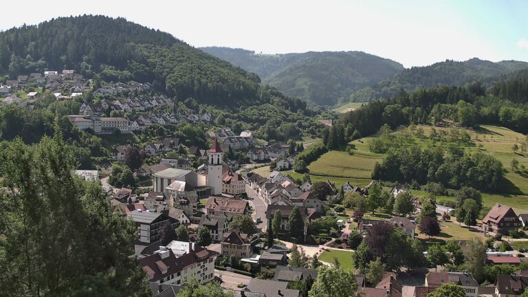 Dieses Bild zeigt eine Webcam-Aufnahme von Ottenhöfen, aufgenommen am Mittwoch, den 27.05.2026 um 10:50 Uhr