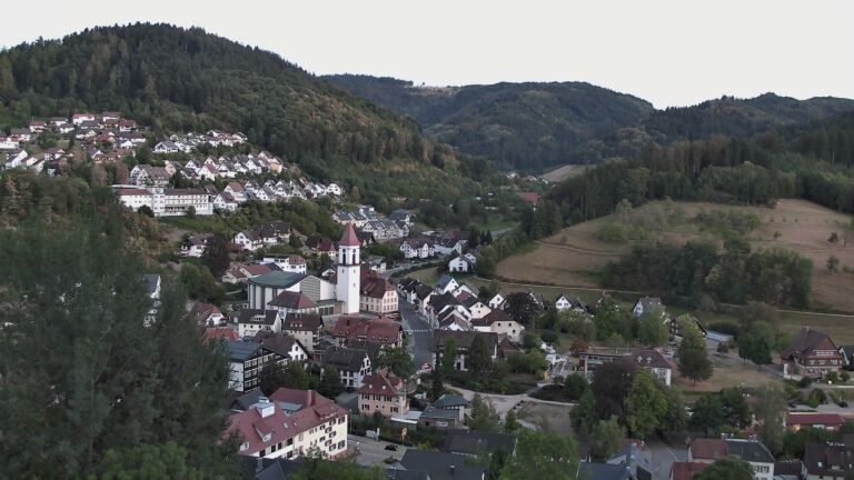 Dieses Bild zeigt eine Webcam-Aufnahme von Ottenhöfen, aufgenommen am Samstag, den 22.08.2026 um 20:40 Uhr