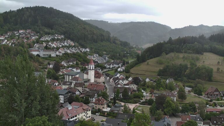 Dieses Bild zeigt eine Webcam-Aufnahme von Ottenhöfen, aufgenommen am Montag, den 31.08.2026 um 14:40 Uhr