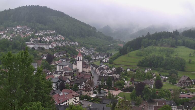 Dieses Bild zeigt eine Webcam-Aufnahme von Ottenhöfen, aufgenommen am Donnerstag, den 07.05.2026 um 07:40 Uhr