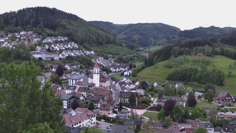 Dieses Bild zeigt eine Webcam-Aufnahme von Ottenhöfen, aufgenommen am Dienstag, den 05.05.2026 um 06:10 Uhr