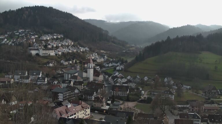 Dieses Bild zeigt eine Webcam-Aufnahme von Ottenhöfen, aufgenommen am Dienstag, den 23.12.2025 um 14:40 Uhr