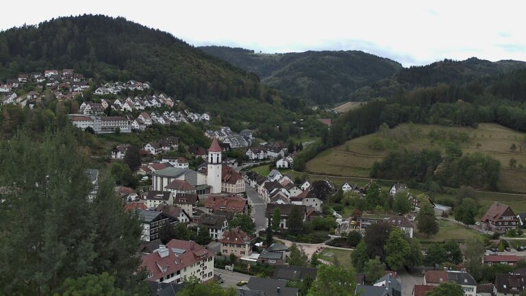 Dieses Bild zeigt eine Webcam-Aufnahme von Ottenhöfen, aufgenommen am Montag, den 31.08.2026 um 11:50 Uhr