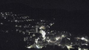 Dieses Bild zeigt eine Webcam-Aufnahme von Ottenhöfen, aufgenommen am Sonntag, den 12.07.2026 um 01:30 Uhr