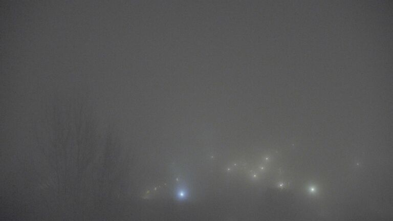 Dieses Bild zeigt eine Webcam-Aufnahme von Ottenhöfen, aufgenommen am Sonntag, den 14.12.2025 um 05:40 Uhr