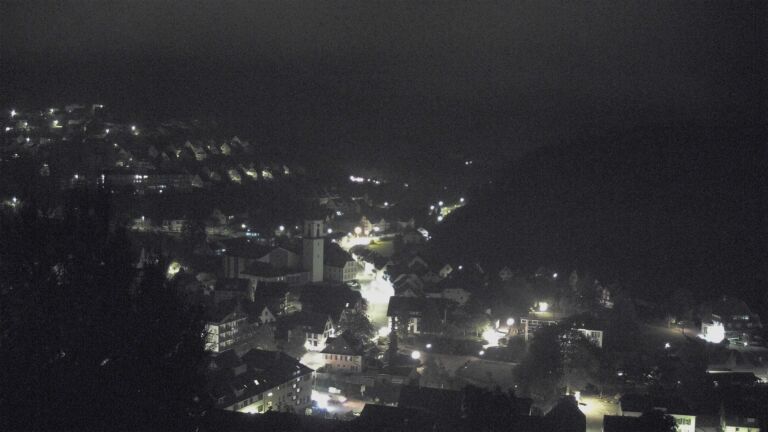 Dieses Bild zeigt eine Webcam-Aufnahme von Ottenhöfen, aufgenommen am Montag, den 19.10.2026 um 04:30 Uhr