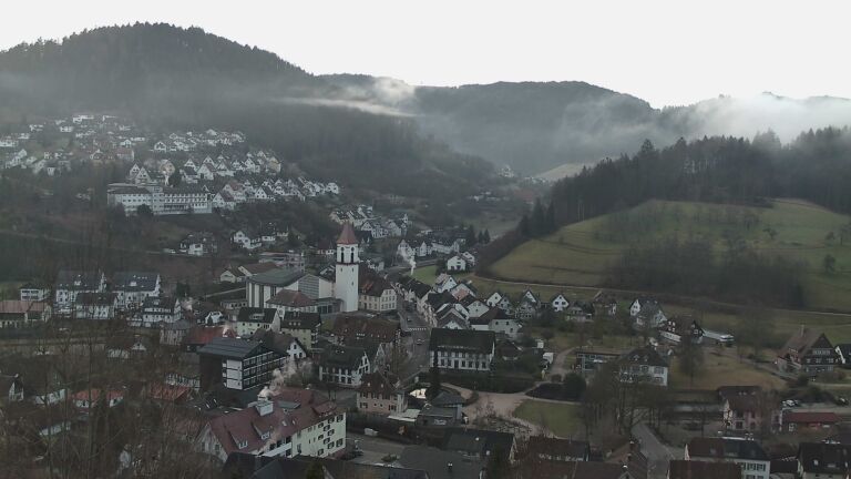 Dieses Bild zeigt eine Webcam-Aufnahme von Ottenhöfen, aufgenommen am Donnerstag, den 05.02.2026 um 08:20 Uhr