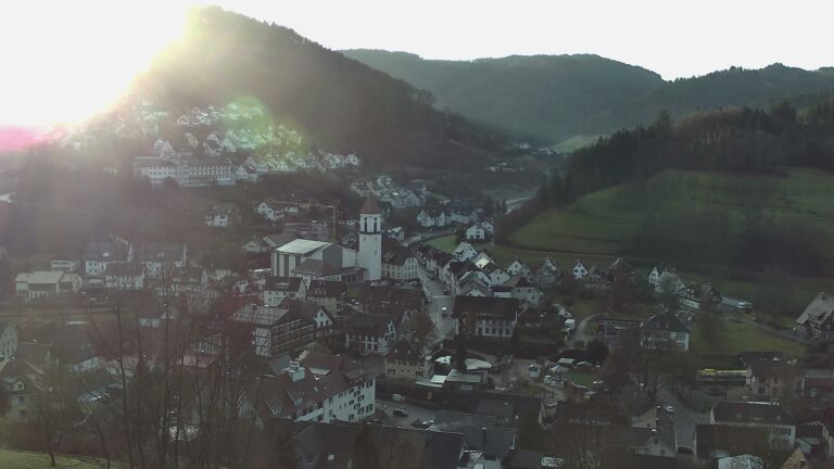 Dieses Bild zeigt eine Webcam-Aufnahme von Ottenhöfen, aufgenommen am Freitag, den 12.12.2025 um 09:20 Uhr