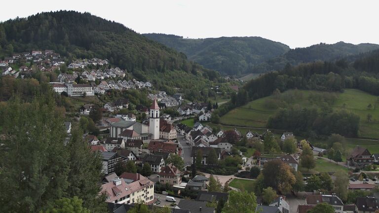Dieses Bild zeigt eine Webcam-Aufnahme von Ottenhöfen, aufgenommen am Freitag, den 16.10.2026 um 15:40 Uhr