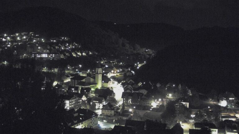 Dieses Bild zeigt eine Webcam-Aufnahme von Ottenhöfen, aufgenommen am Samstag, den 10.10.2026 um 20:10 Uhr