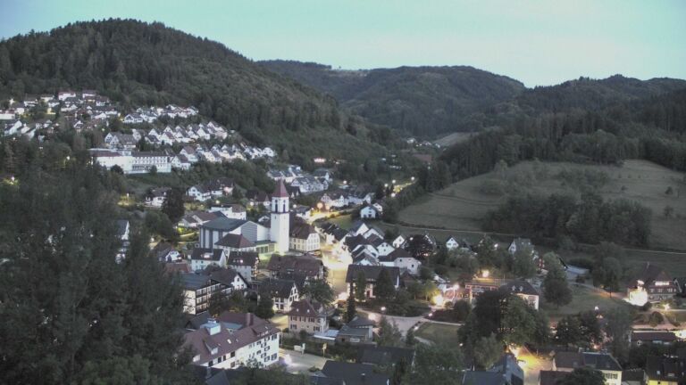 Dieses Bild zeigt eine Webcam-Aufnahme von Ottenhöfen, aufgenommen am Dienstag, den 01.09.2026 um 20:40 Uhr