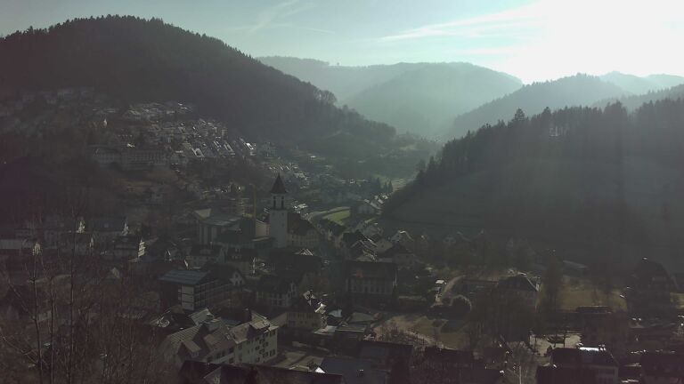 Dieses Bild zeigt eine Webcam-Aufnahme von Ottenhöfen, aufgenommen am Freitag, den 26.12.2025 um 12:40 Uhr