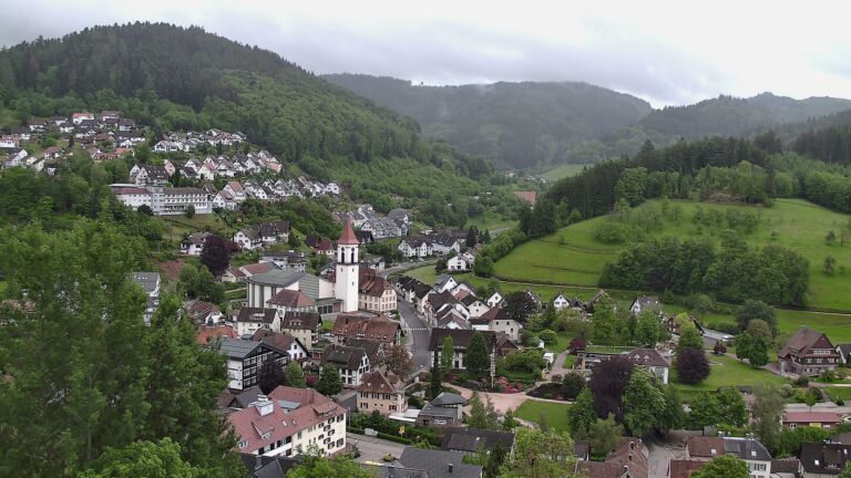 Dieses Bild zeigt eine Webcam-Aufnahme von Ottenhöfen, aufgenommen am Donnerstag, den 14.05.2026 um 07:20 Uhr