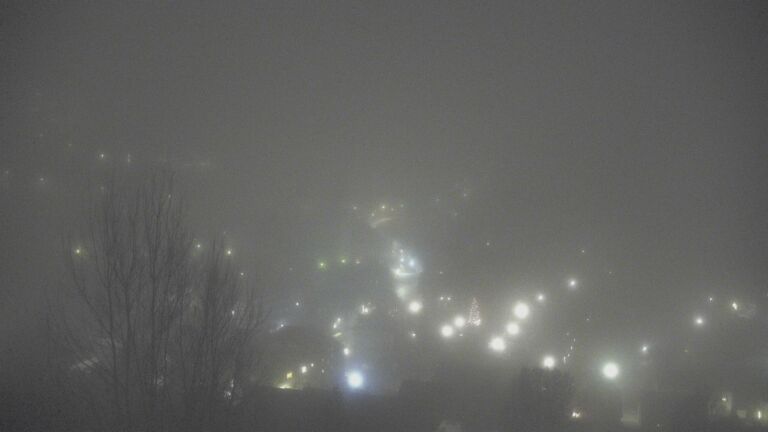 Dieses Bild zeigt eine Webcam-Aufnahme von Ottenhöfen, aufgenommen am Samstag, den 13.12.2025 um 06:40 Uhr