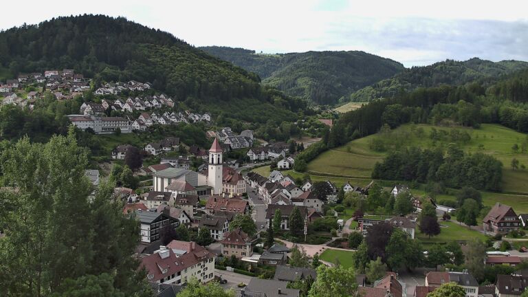 Dieses Bild zeigt eine Webcam-Aufnahme von Ottenhöfen, aufgenommen am Samstag, den 06.06.2026 um 09:10 Uhr