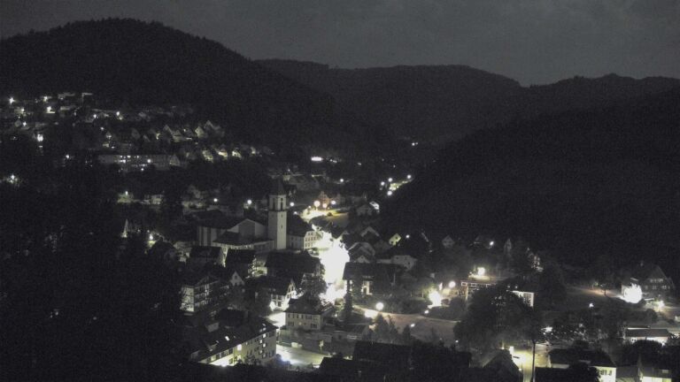 Dieses Bild zeigt eine Webcam-Aufnahme von Ottenhöfen, aufgenommen am Freitag, den 31.07.2026 um 04:30 Uhr