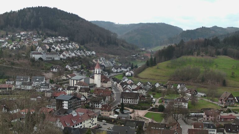 Dieses Bild zeigt eine Webcam-Aufnahme von Ottenhöfen, aufgenommen am Montag, den 23.03.2026 um 07:10 Uhr