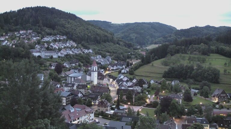 Dieses Bild zeigt eine Webcam-Aufnahme von Ottenhöfen, aufgenommen am Donnerstag, den 11.06.2026 um 05:00 Uhr