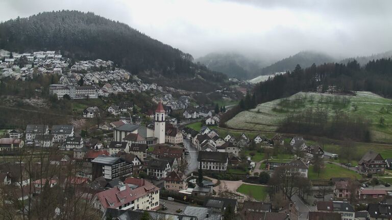 Dieses Bild zeigt eine Webcam-Aufnahme von Ottenhöfen, aufgenommen am Donnerstag, den 26.03.2026 um 10:20 Uhr