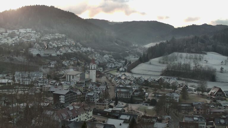 Dieses Bild zeigt eine Webcam-Aufnahme von Ottenhöfen, aufgenommen am Dienstag, den 30.12.2025 um 09:30 Uhr