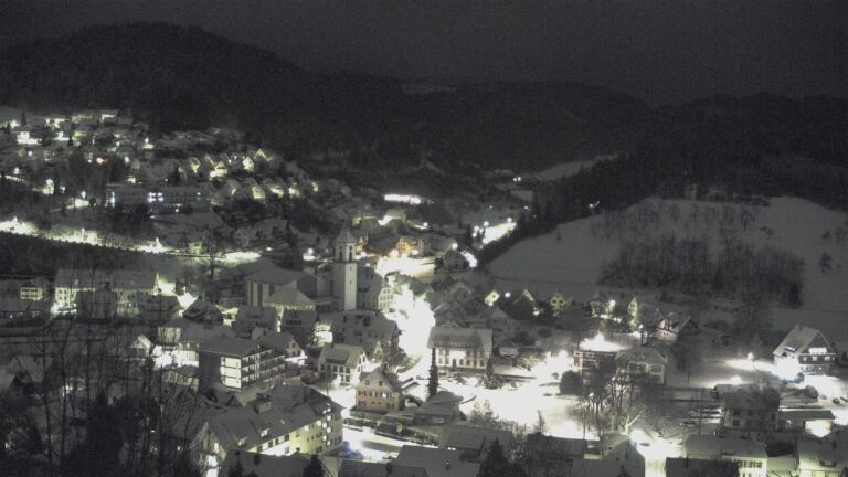 Dieses Bild zeigt eine Webcam-Aufnahme von Ottenhöfen, aufgenommen am Donnerstag, den 08.01.2026 um 04:00 Uhr