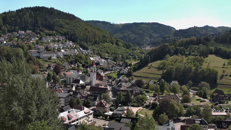 Dieses Bild zeigt eine Webcam-Aufnahme von Ottenhöfen, aufgenommen am Samstag, den 12.09.2026 um 14:40 Uhr