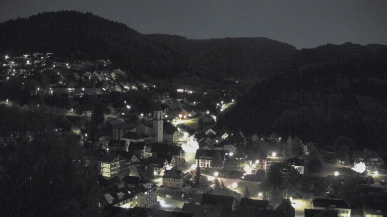 Dieses Bild zeigt eine Webcam-Aufnahme von Ottenhöfen, aufgenommen am Mittwoch, den 29.04.2026 um 23:30 Uhr