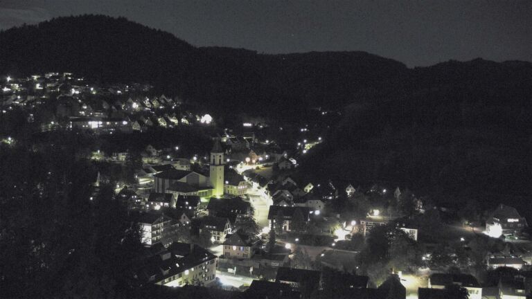 Dieses Bild zeigt eine Webcam-Aufnahme von Ottenhöfen, aufgenommen am Sonntag, den 27.09.2026 um 20:40 Uhr