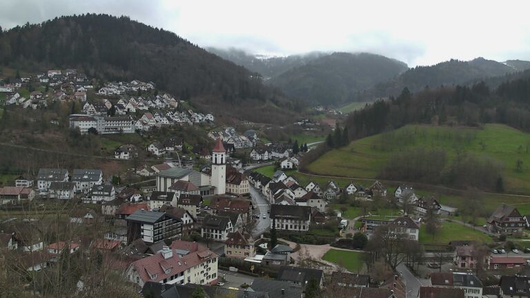 Dieses Bild zeigt eine Webcam-Aufnahme von Ottenhöfen, aufgenommen am Dienstag, den 31.03.2026 um 12:30 Uhr