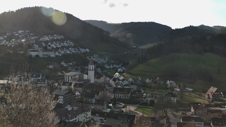 Dieses Bild zeigt eine Webcam-Aufnahme von Ottenhöfen, aufgenommen am Sonntag, den 01.03.2026 um 09:30 Uhr