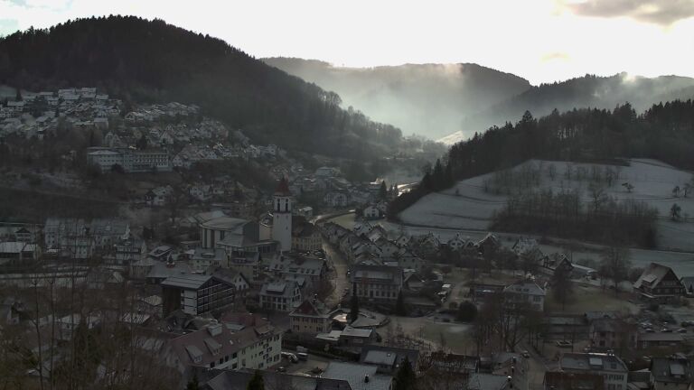 Dieses Bild zeigt eine Webcam-Aufnahme von Ottenhöfen, aufgenommen am Dienstag, den 30.12.2025 um 11:30 Uhr