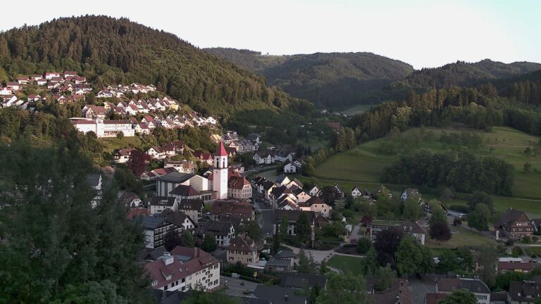 Dieses Bild zeigt eine Webcam-Aufnahme von Ottenhöfen, aufgenommen am Mittwoch, den 27.05.2026 um 20:30 Uhr
