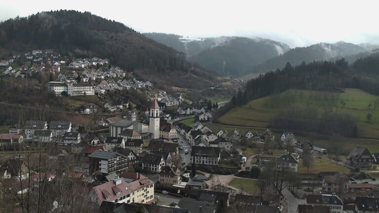 Dieses Bild zeigt eine Webcam-Aufnahme von Ottenhöfen, aufgenommen am Donnerstag, den 29.01.2026 um 15:30 Uhr