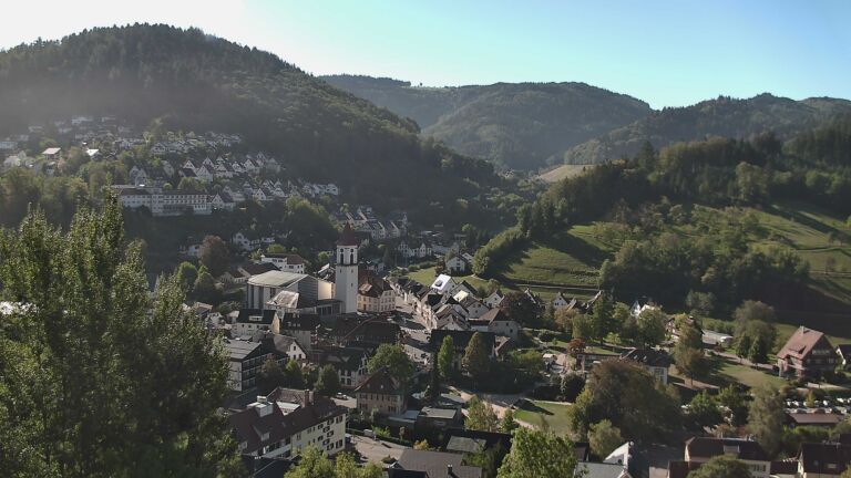 Dieses Bild zeigt eine Webcam-Aufnahme von Ottenhöfen, aufgenommen am Samstag, den 26.09.2026 um 10:20 Uhr